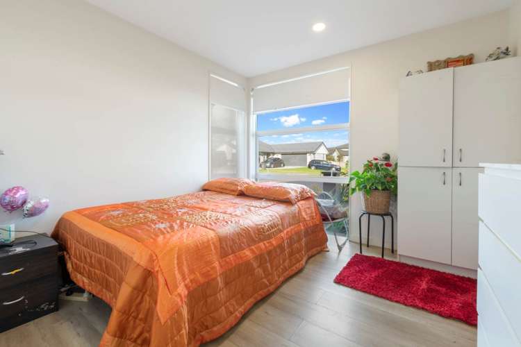 16 Biplane Street Takanini_11