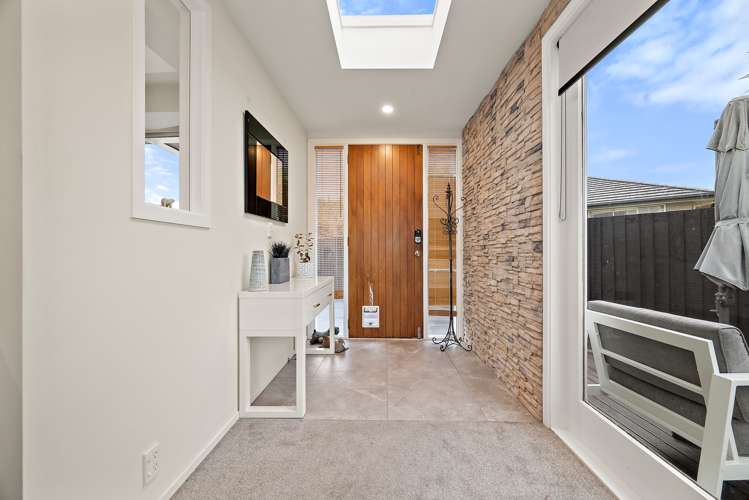 171 Breezes Road Aranui_1