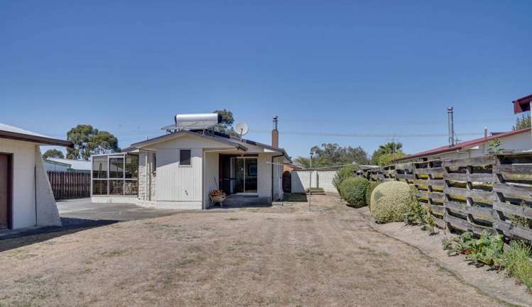 25 Clyde Street Renwick_16