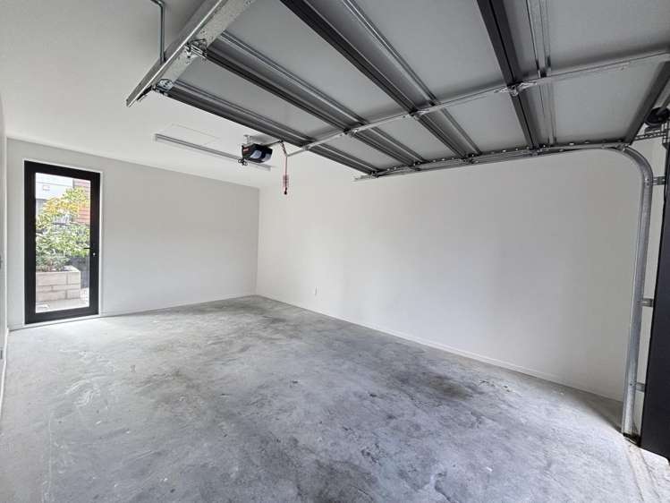 1/56 Waltham Road Sydenham_12