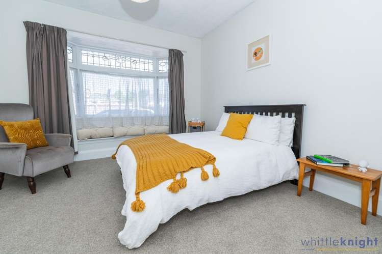 31 Frankleigh Street Somerfield_10