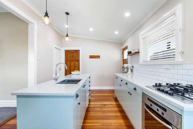 706 Seddon Street Raureka_3