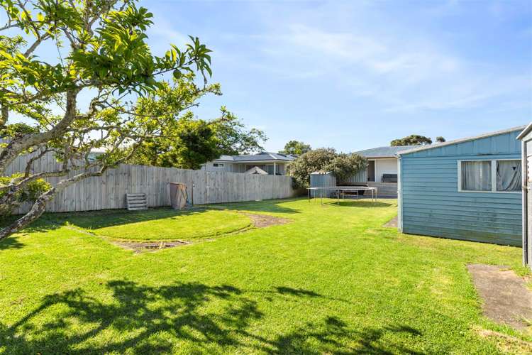 4 Mayburn Road Te Atatu Peninsula_15