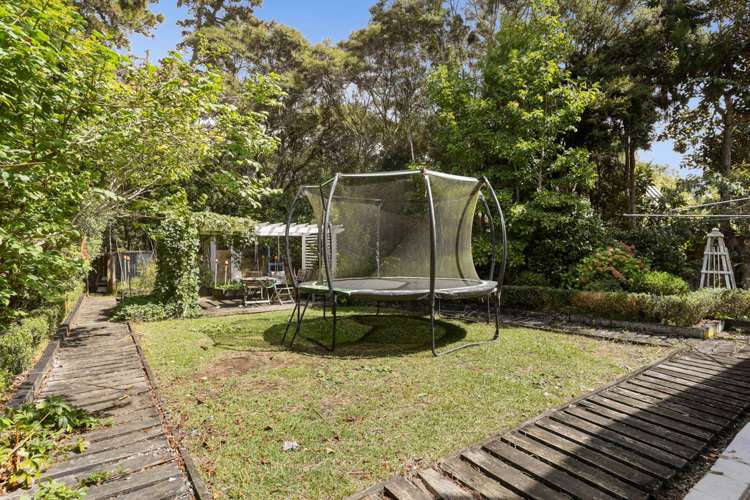 118 Park Hill Road Birkenhead_19