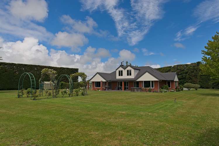 244 Greenpark Road Lincoln_12