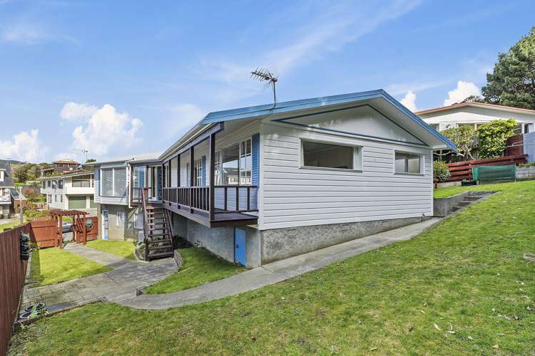 34 Fyvie Avenue Tawa_20