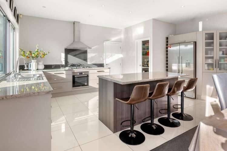 11 Petersburg Drive_4