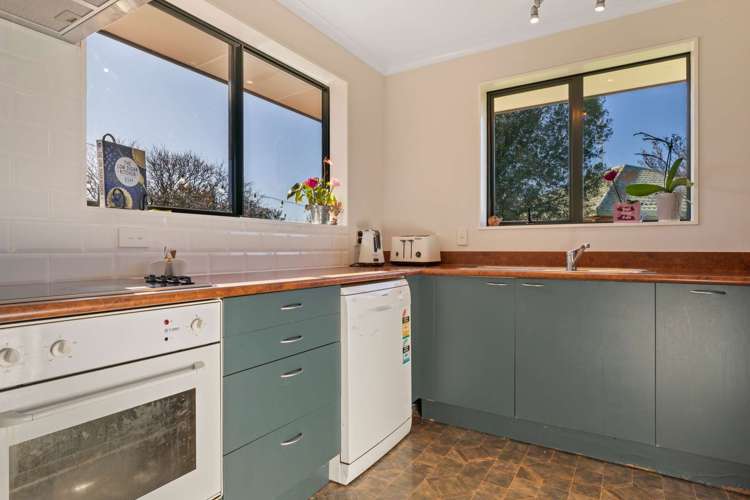 19 Farnborough Drive Nawton_5