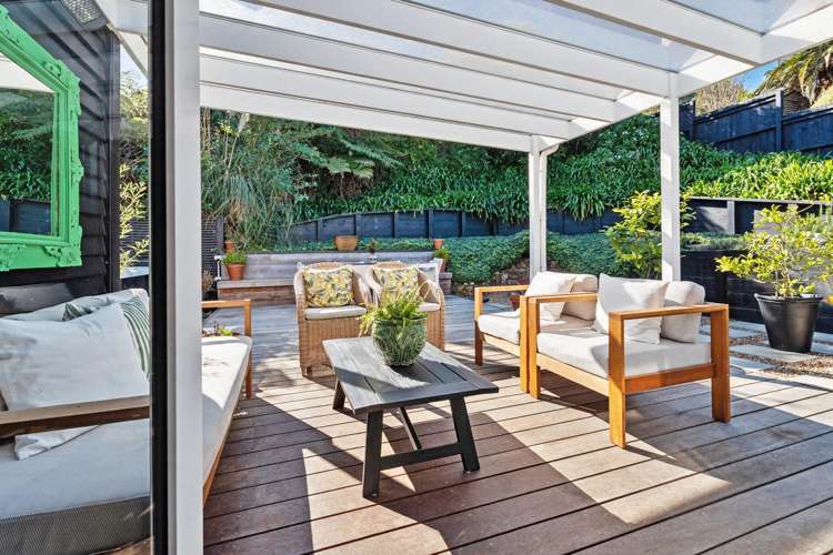3 Waiata Road Onetangi_25
