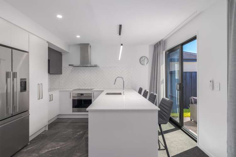 5 Chrysolite Place Belfast_2