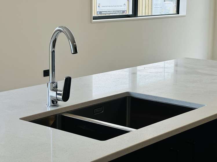 17 Poipoi Place Aranui_14