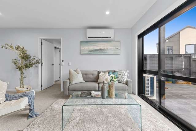 Picture Perfect Living in McLennan Park