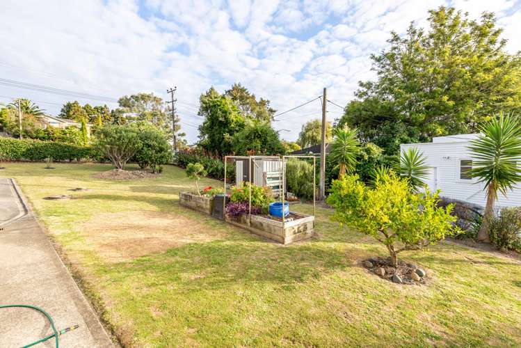 9a Hand Road Helensville_6