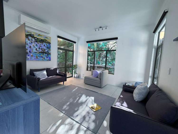 12b Kimberly Grove Greenhithe_5