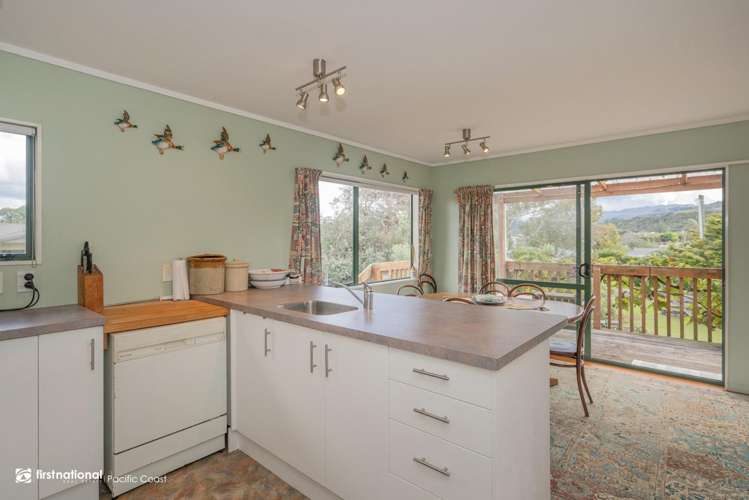 152 Ocean Beach Road Tairua_5