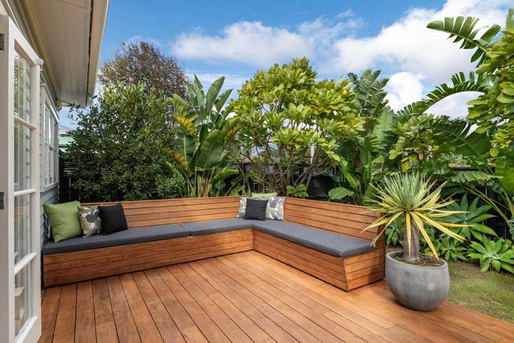 7 Knight Avenue Mt Albert_10