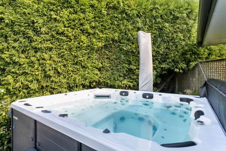 115 Tiroroa Avenue Te Atatu South_22