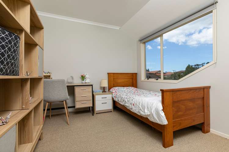 10 Lucienne Drive Ranui_15