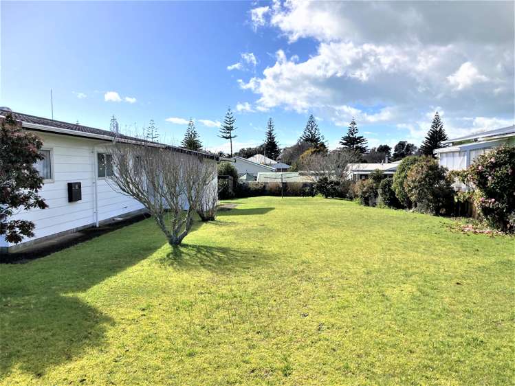 84 Grey Street Waitara_15