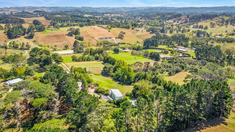 65 Annett Road Kumeu_33