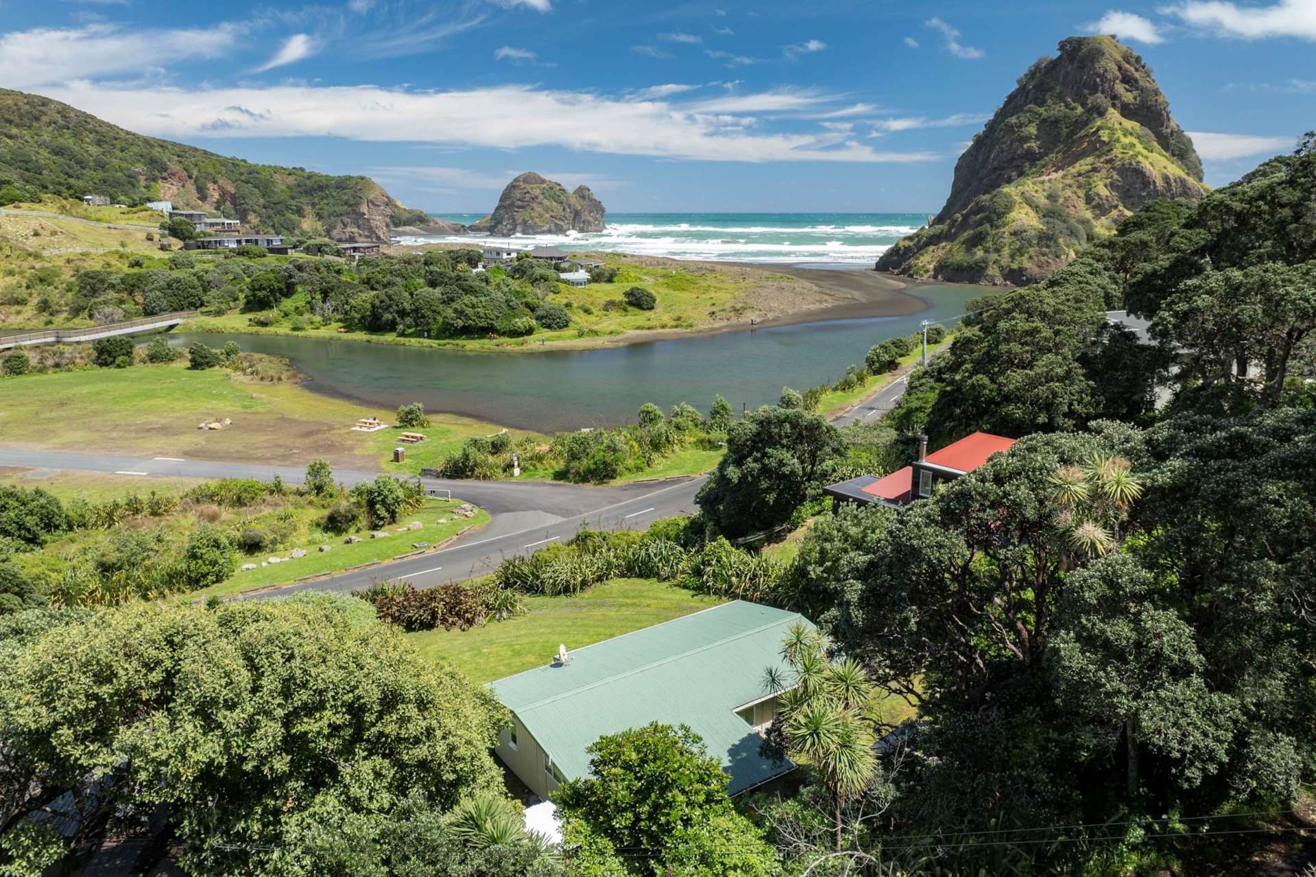 12 Seaview Road Piha_0