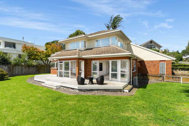 232 Welcome Bay Road Welcome Bay_5