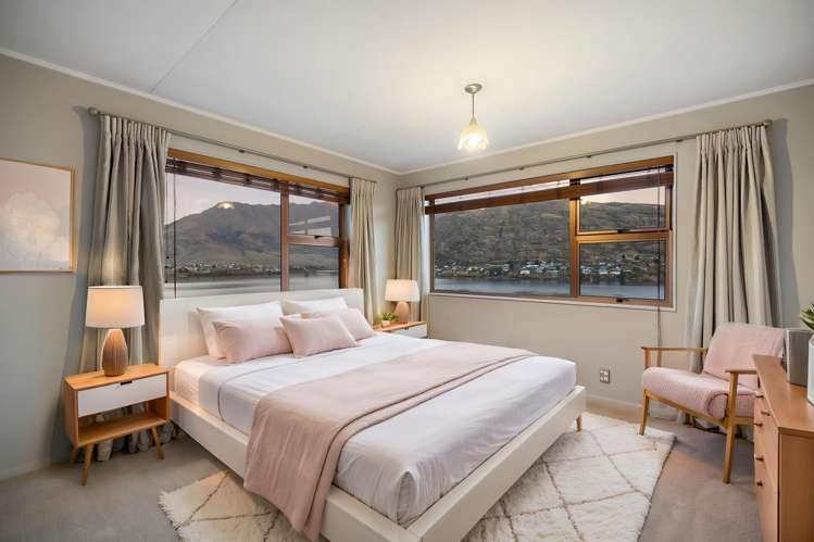 36 Perkins Road Queenstown Hill_13