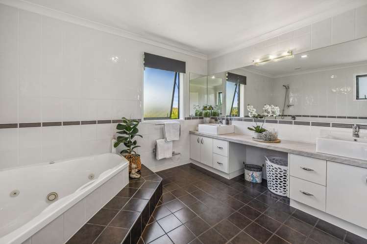 71 Loch Views Road Acacia Bay_16