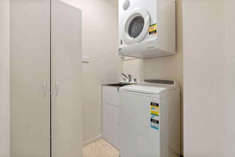 18C Lancaster Street Karori_10