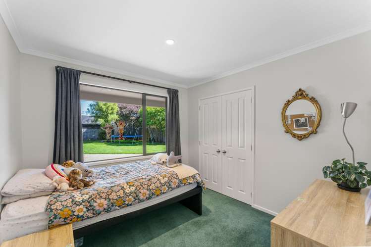 4 Hollybush Drive Brightwater_13