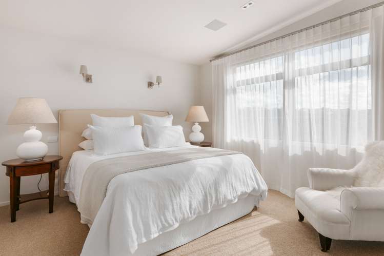 108 Harbour Drive Otumoetai_13