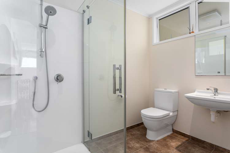 352 Ocean Road Ohope_21