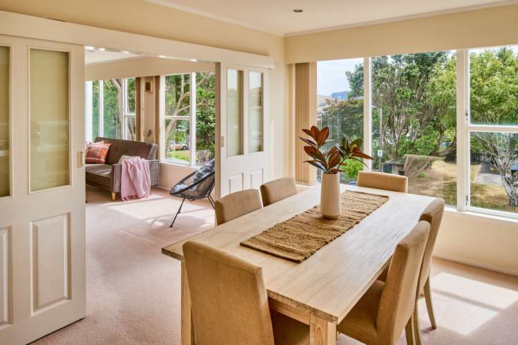 61 Churton Drive Churton Park_3