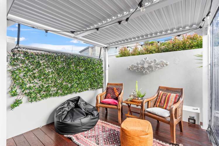 87 Karepiro Drive Stanmore Bay_7