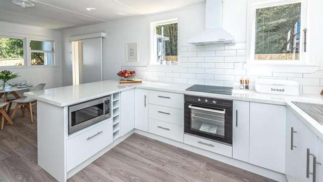 33A Broadhead Avenue 1230_1