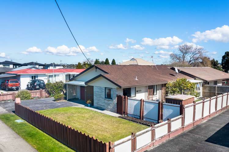 214a Centreway Road Orewa_14