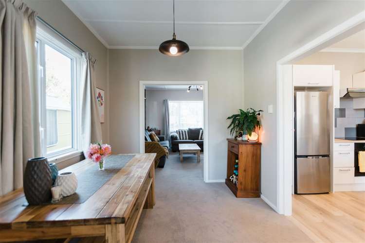 902 Queen Street East Parkvale_5