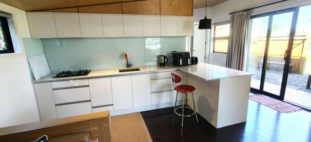 31 Island Road Whataupoko_1