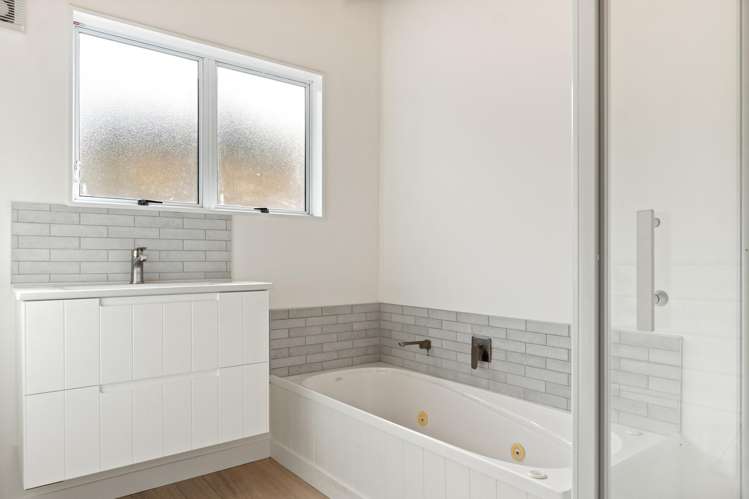 2 Sunvale Crescent Whataupoko_13