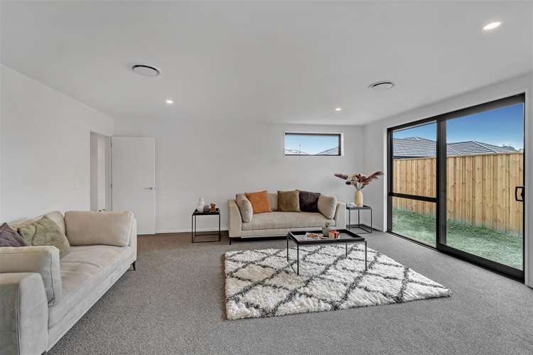 8 Gemstone Place Rolleston_14
