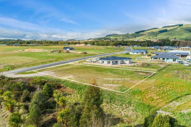 15 Kahikatea Drive Kinloch_3