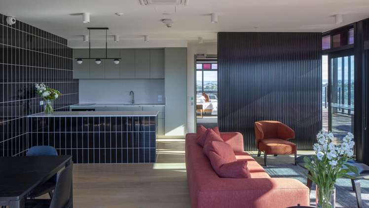 305/2 Finch Street Morningside_18