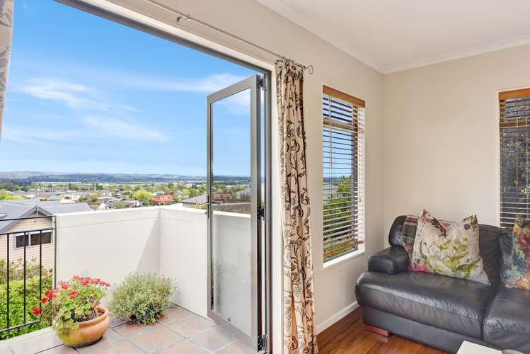11 Olympus Way Richmond_11