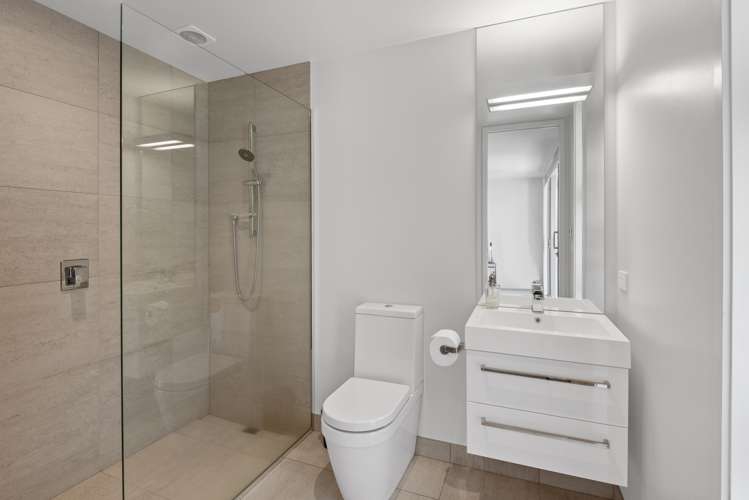 569 Johns Road Harewood_17