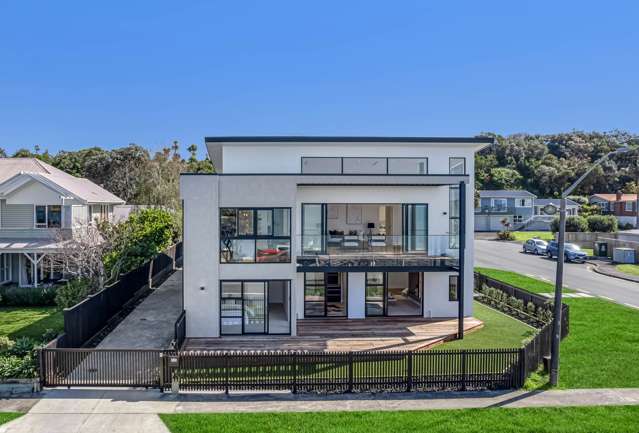 58 The Esplanade Eastern Beach_2