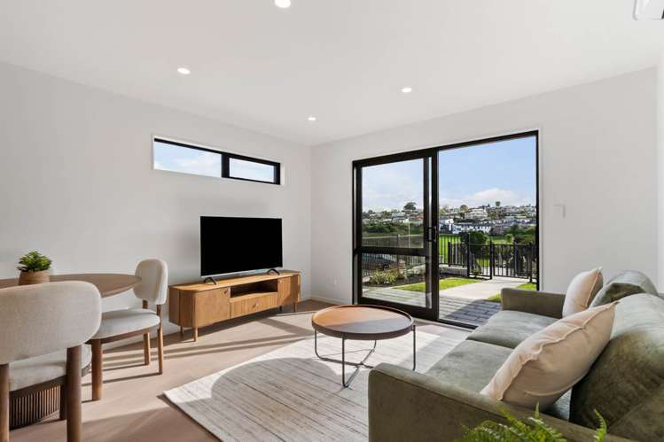 8/4 Limestone Drive Hobsonville_15