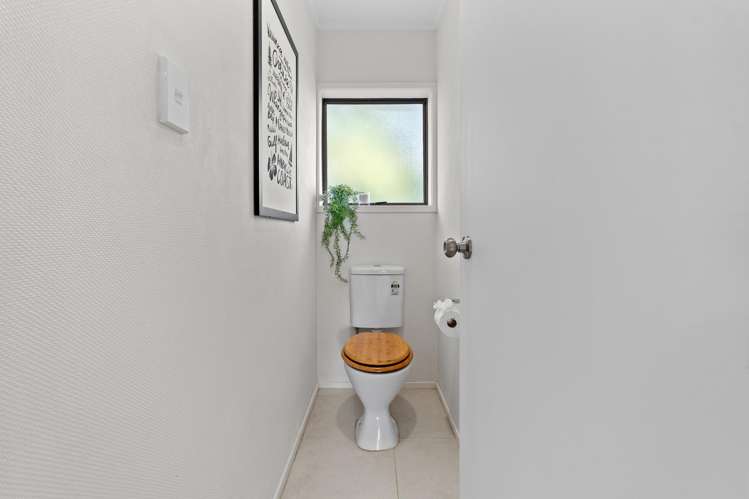 2 Edgewater Grove Orewa_21