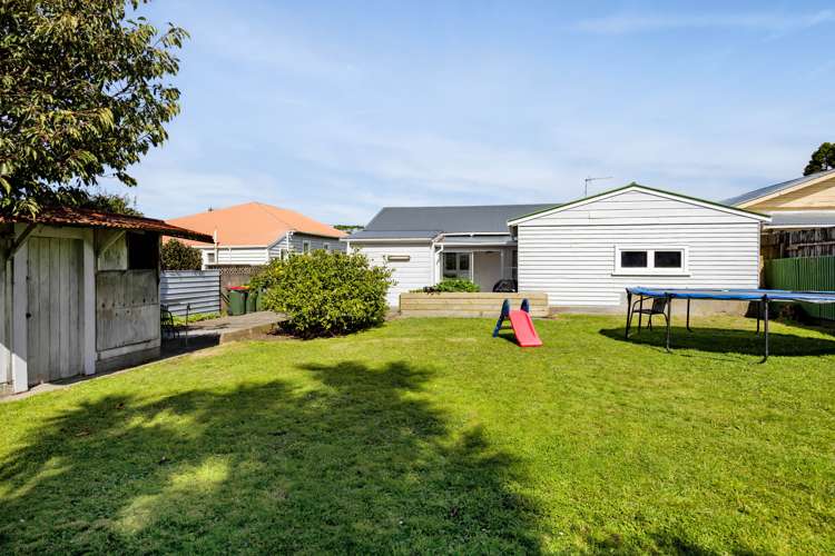 12 Burns Street Hawera_23