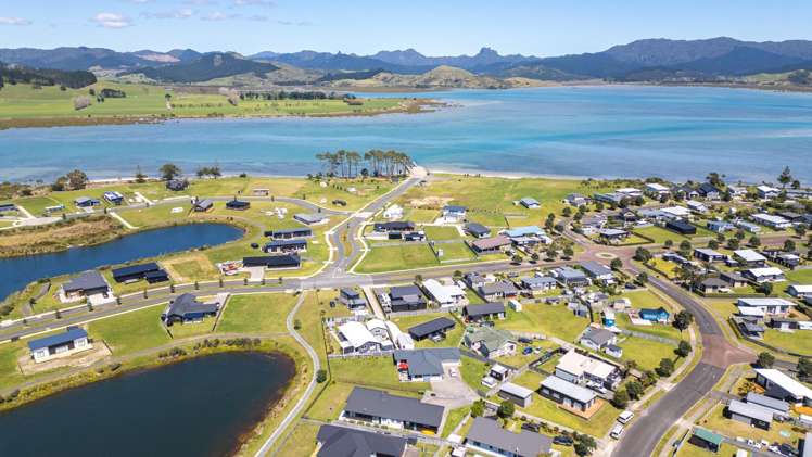 174 Harbour Drive Matarangi_5