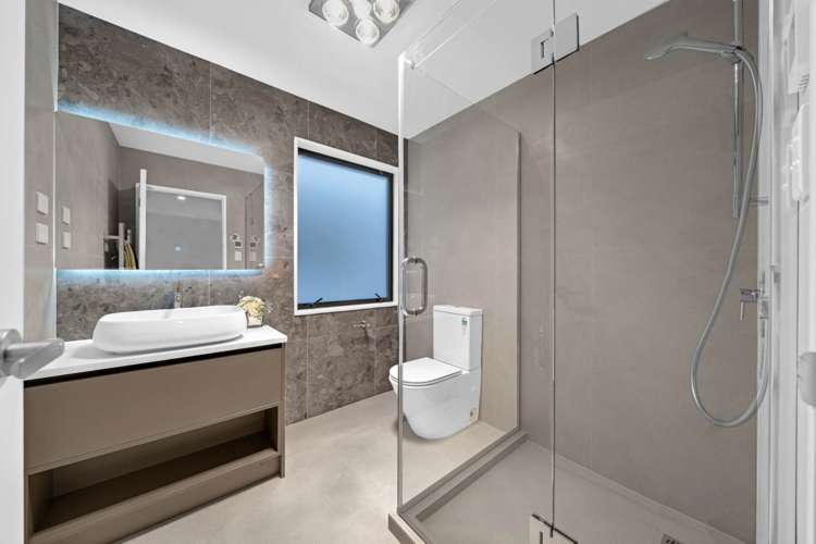 4 Murray Grey Lane Karaka_18